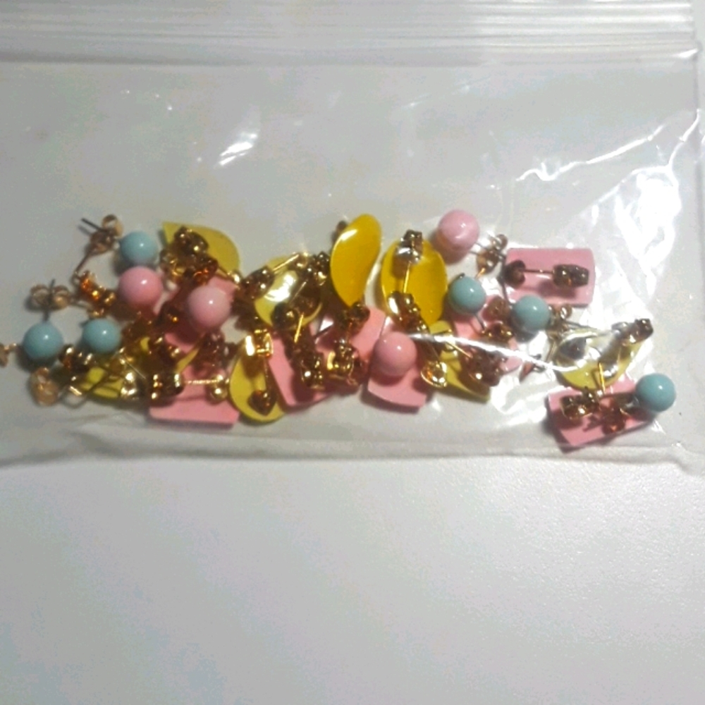 Bud earrings